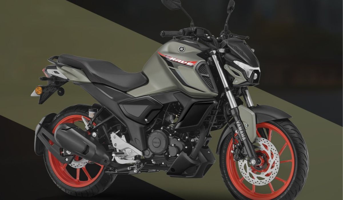 Yamaha FZ-Rave 149cc Blue Core bike with Bluetooth and stylish design